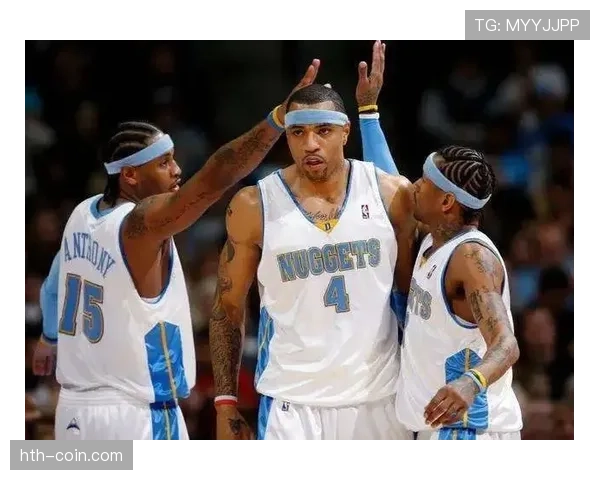 肯扬·马丁内线强攻改变防守阵型